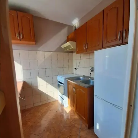 Budget Flat In Center Of Konin *